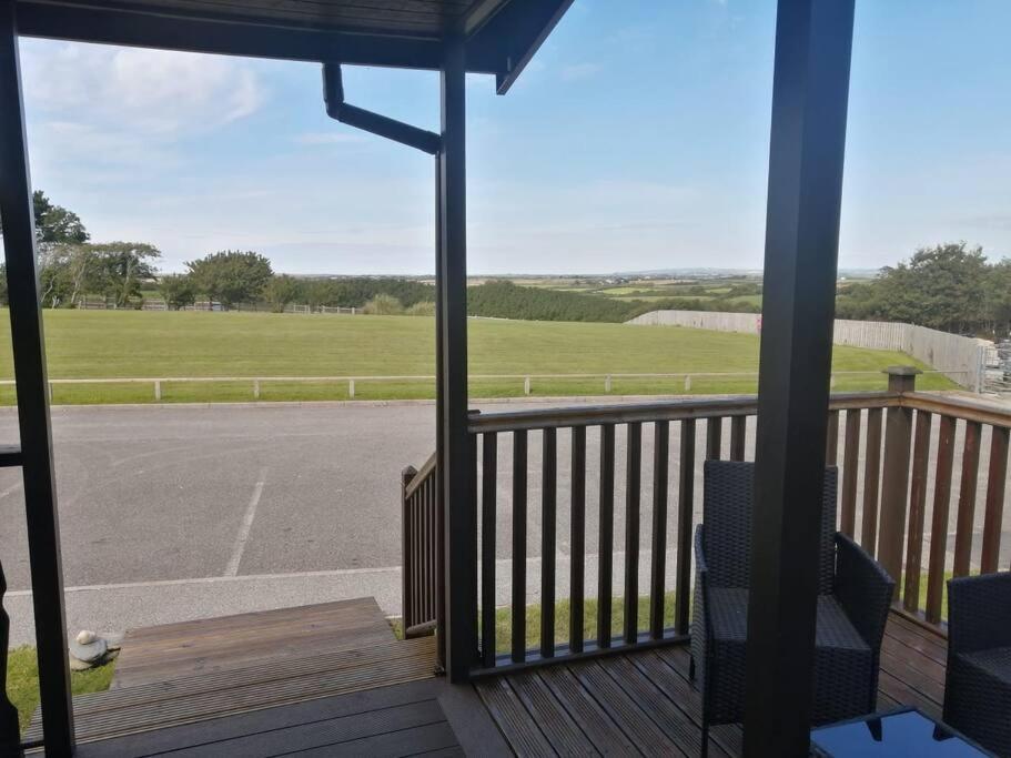 Marios Lodge Padstow Exterior foto