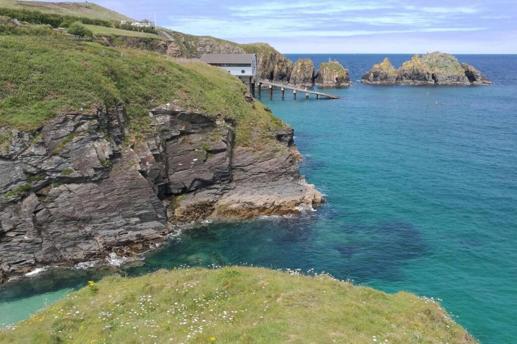 Marios Lodge Padstow Exterior foto